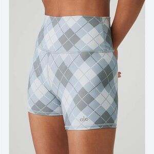 ALO Yoga Vapor Argyle High Waist Bike Short Gray Gravel Titanium SM